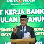 Gubernur Minta Bank Aceh Syariah Terus Berinovasi dalam Pelayanan