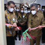 Dirut Bank Aceh Syariah Serahkan Dividen Rp 16,6 Miliar ke Pemkab Aceh Utara