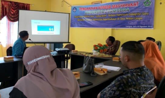 TIM PKM Unsam Adakan Pelatihan Pengembangan Web Desa