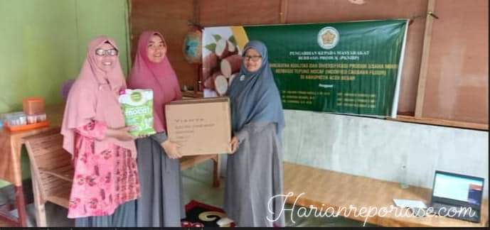 Dosen Prodi THP Faperta USK Lakukan Pengabdian Diversifikasi Tepung Mocaf di Aceh Besar
