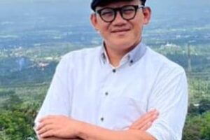 BOM Astanaanyar, Demokrasi dan RKHUP