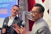 Dr. Craig Considine dan Komunitas Muslim Amerika