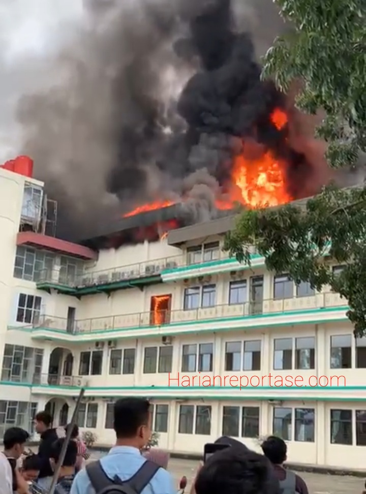 Kampus Abulyatama Terbakar