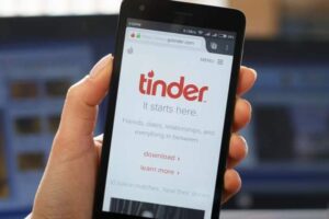 Aplikasi Kencan Tinder, Remaja Perlu Waspada