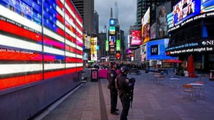 Penyerangan Polisi di Malam Tahun Baru di Kota New York