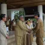 Sekda Serahkan SK Kenaikan Pangkat dan Pensiun bagi 1.146 Pegawai Pemerintah Aceh
