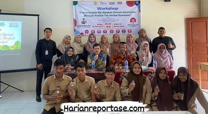 SMA 15 Adidarma Gelar Workshop Pemanfaatan Biji Alpukat Sebagai Produk Herbal