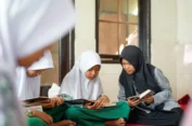 Kisah Guru Mengaji Diterima Kuliah Gratis 100 Persen di UGM