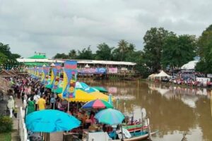 Jelajahi Pasar Khlong Hae, Hat yai, Thailand