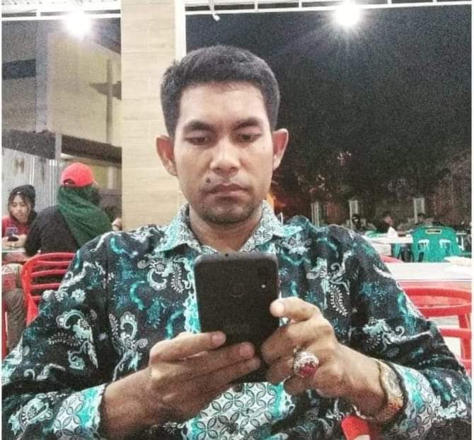 Warga Indonesia Terlama Habiskan Waktu Untuk Bermain HP