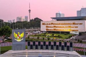 Jadi Anggota DPD RI, Segini Honor Beserta Sejumlah Tunjangan Yang Akan Diterima