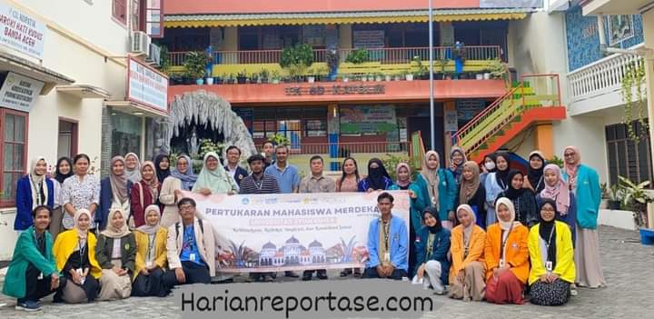 Mahasiswa PMM Universitas Syiah Kuala Kagumi Kerukunan Ummat Beragama di Aceh