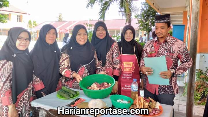 Rayakan HUT RI ke-79, SMA 15 Adidarma Gelar Lomba Masak Sie Reuboh
