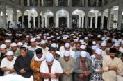 Abu MUDI Mengimami Shalat Jenazah Murid Tersayangnya, Ayahanda Tu Sop