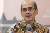 Ekonom Faisal Basri Meninggal Dunia