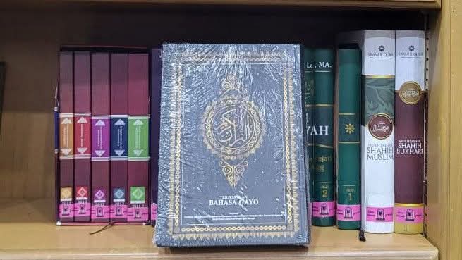 Al-Qur’an Terjemah Bahasa Gayo Diserahkan ke Perpustakaan Masjid Nabawi