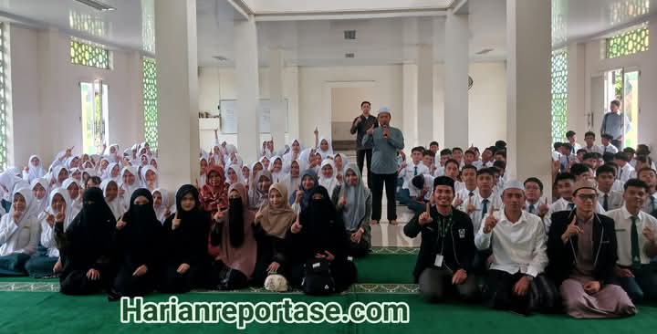 Fushulul Quran Gelar Daurah Ramadhan di SMAN 1 Banda Aceh