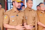 Bupati Al-Farlaky ‘Gedor’ Kantor Dinas, Pastikan ASN Tak Tambah Cuti dan Pelayanan Prima Pasca Lebaran