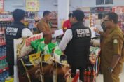 Tindak Lanjuti Temuan BPOM dan BPJPH RI, Polres Aceh Timur Bersama Disperindag Pastikan Tidak Ada Makanan Yang Mengandung Babi Yang Beredar di Aceh Timur