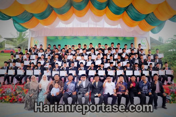 Dayah DQA Gelar Pelepasan 111 Santri Tingkat SMP