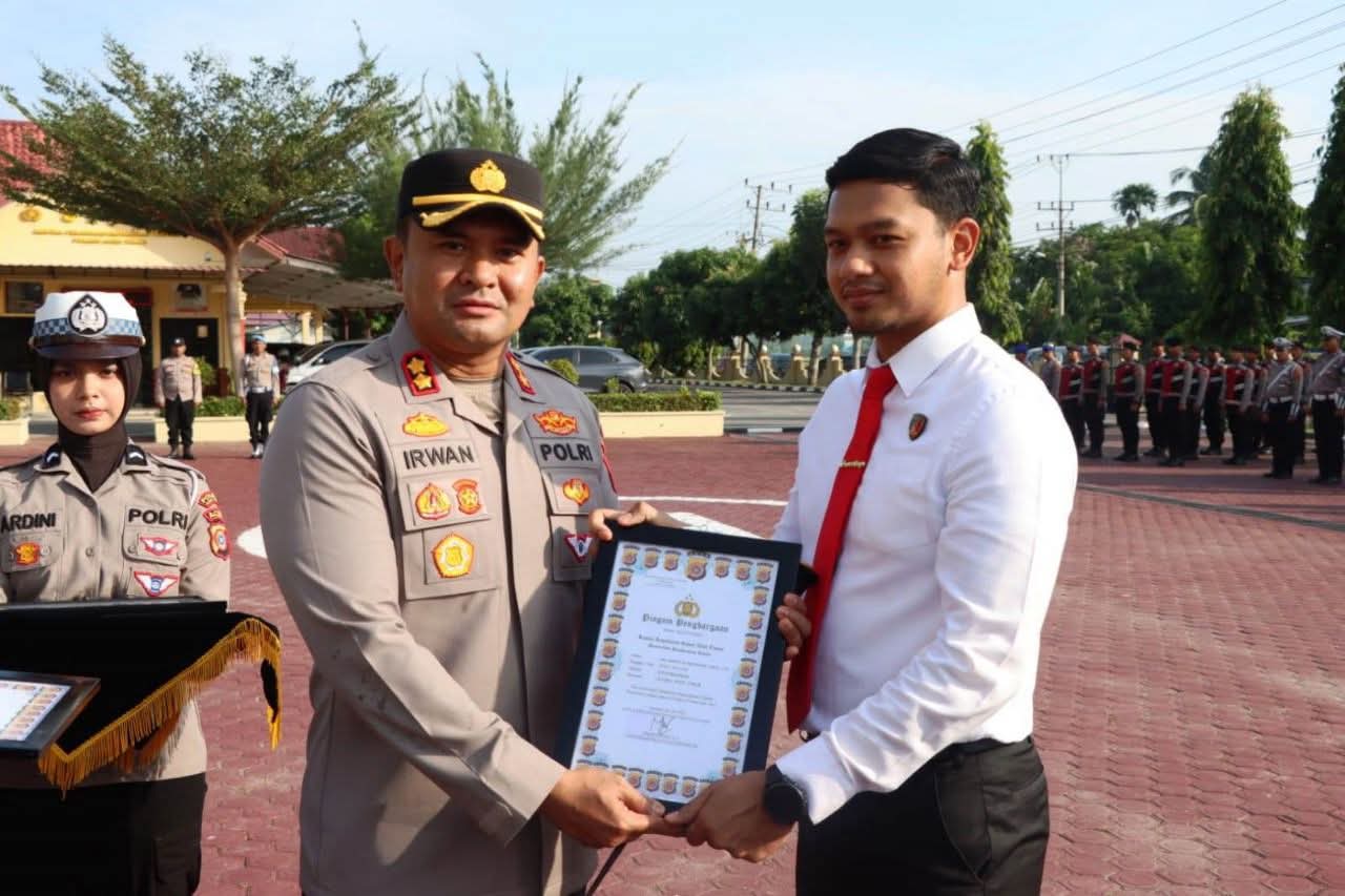 Kapolres Aceh Timur Beri Penghargaan, Apresiasi Kinerja dan Dedikasi Personel