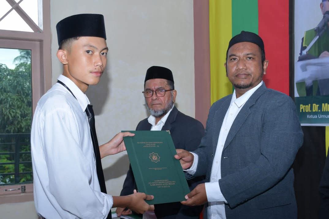 ADI Aceh Wisuda 12 Dai dan Daiyah Angkatan XI