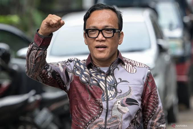 KPK OTT Wamenaker Immanuel Ebenezer, 10 Orang Turut Diamankan