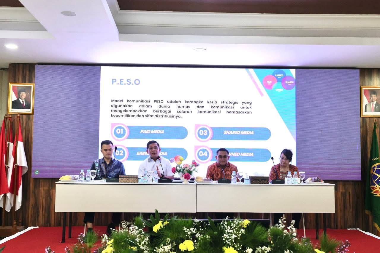 Harison Mocodompis: Komunikasi Efektif Bangun Kepercayaan Masyarakat