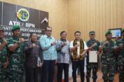 Kakanwil BPN Aceh Serahkan Sertipikat Tanah BMN dan BMD di Kabupaten Aceh Singkil