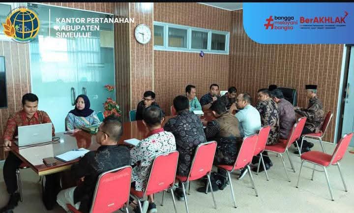 Pemkab dan Pertanahan Simeulue Bahas Calon Lokasi Batalyon Teritorial
