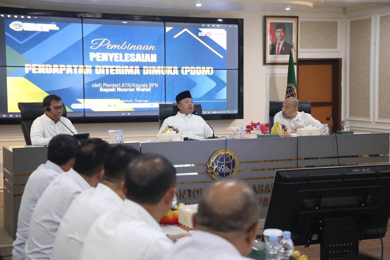 Dengar Langsung Persoalan Layanan di Lapangan, Menteri Nusron Kumpulkan Sejumlah Kepala Kantor Pertanahan di Jawa Barat