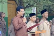 Ketua DPRK Banda Aceh Jadi Pembina Upacara di SDIT Islah, Pesankan Disiplin dan Berani Bermimpi Besar