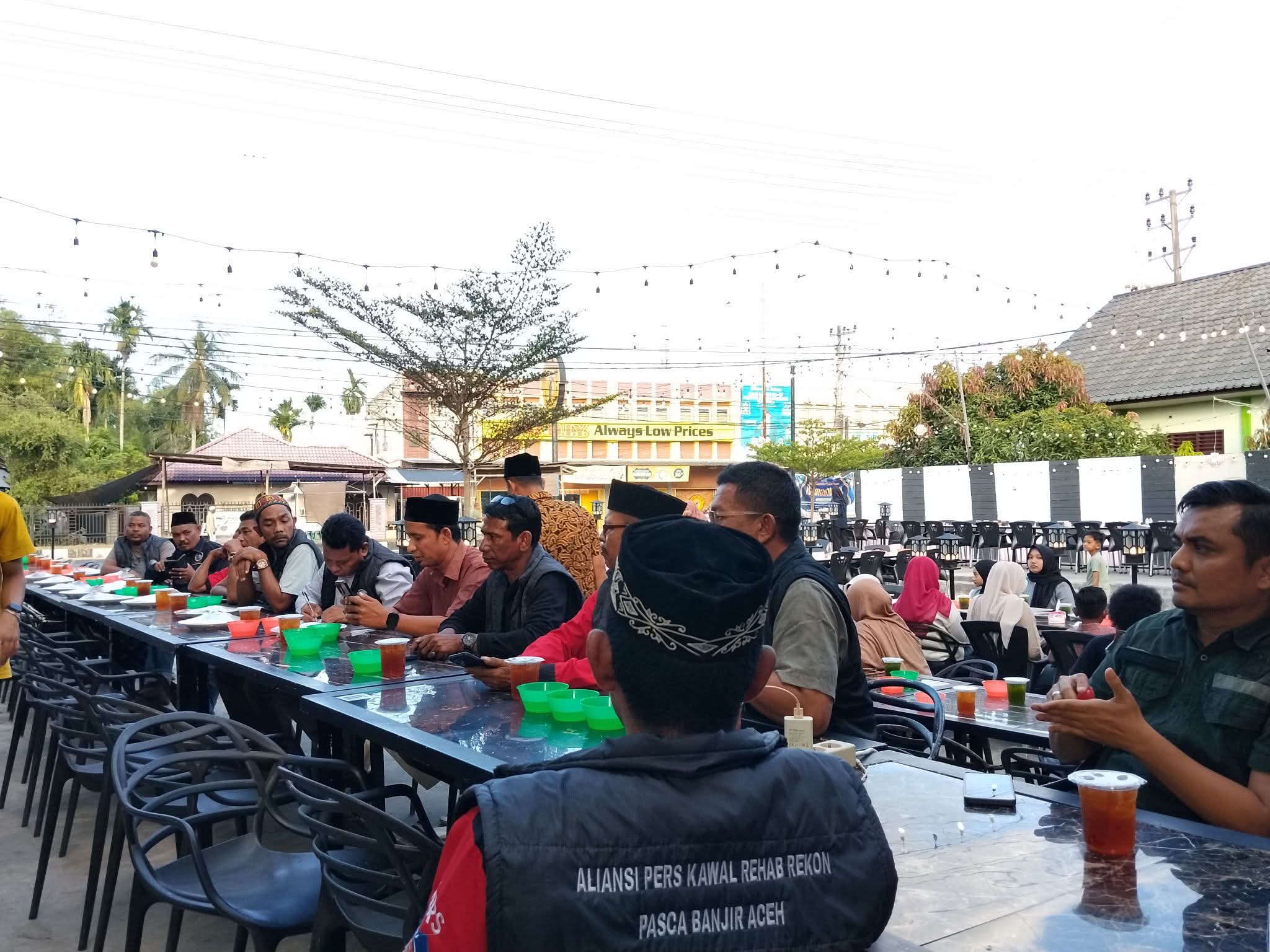 Elemen Sipil Kritik Lambannya Penanganan Banjir di Aceh Timur