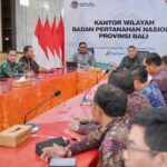 Apresiasi Capaian Jajaran di Bali, Wamen Ossy Tekankan Pentingnya Peningkatan Kualitas Pelayanan dan Data Pertanahan