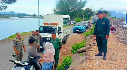 WH dan Satpol PP Perkuat Pengawasan Syariat Islam di Ulee Lheue dan Gampong Jawa