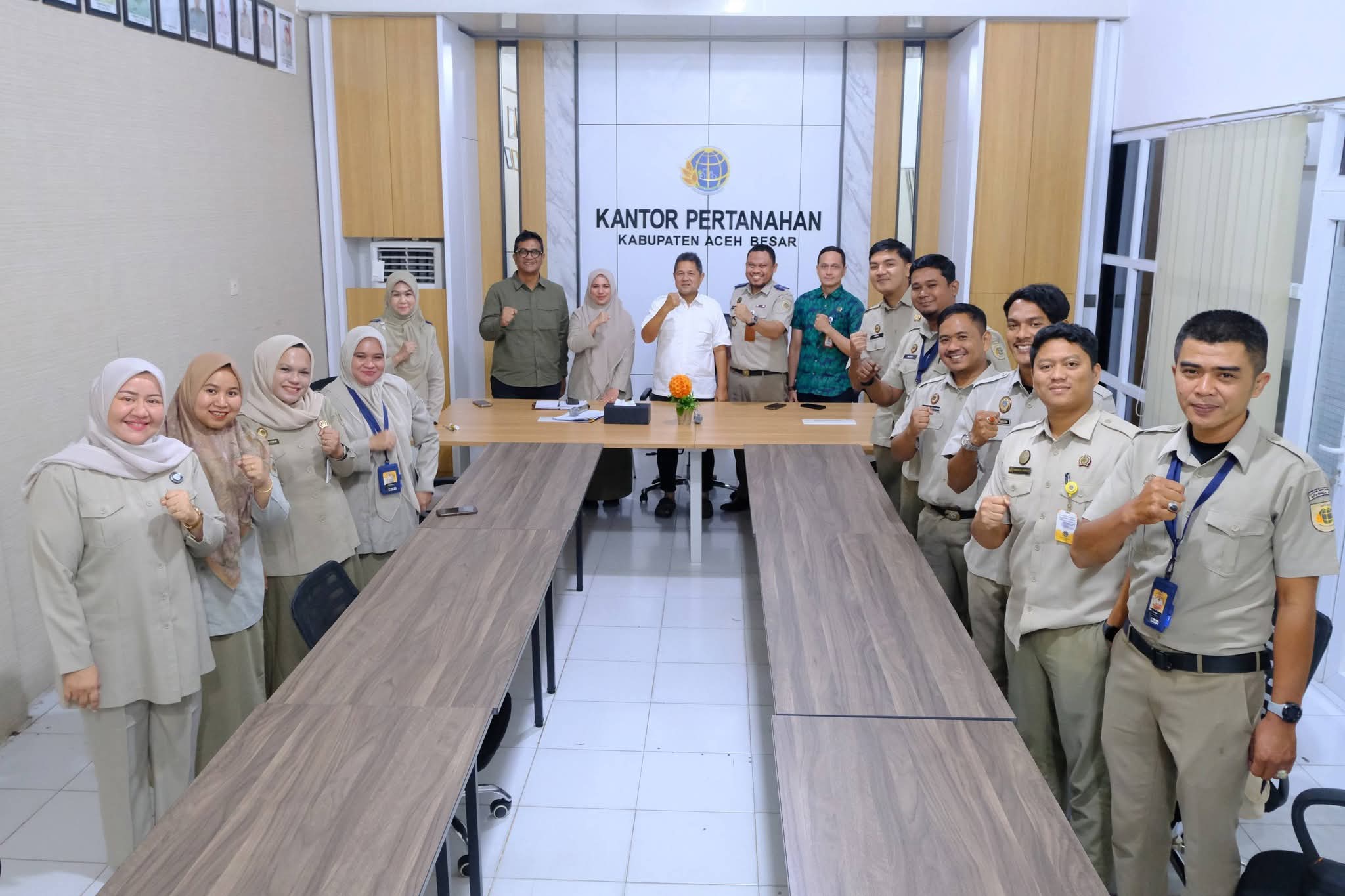 PPPK 2025 Kantor Pertanahan Aceh Besar Teken Adendum Kontrak, Perkuat Komitmen Pelayanan Publik