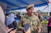 Penutupan Latsarmil Komcad Gelombang I 2026, Wamen Ossy Sebut Latsarmil Perkuat Karakter dan Integritas ASN