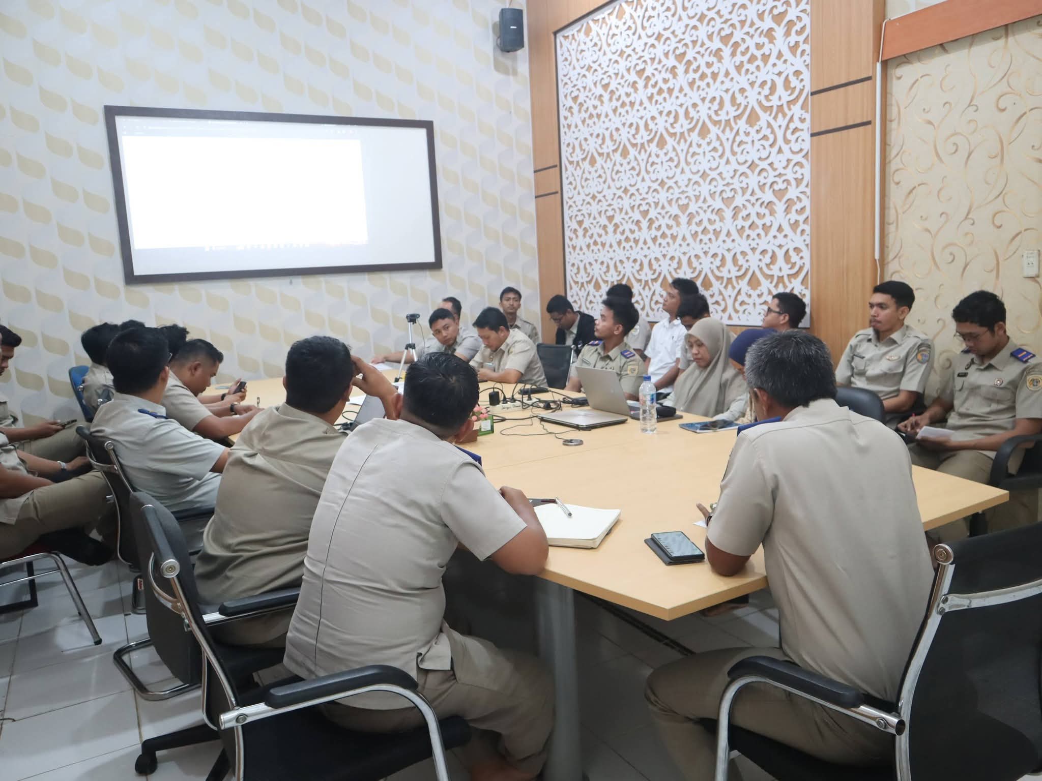 Evaluasi Capaian PTSL 2026, Kantah Aceh Timur Perkuat Kinerja Tim Lapangan