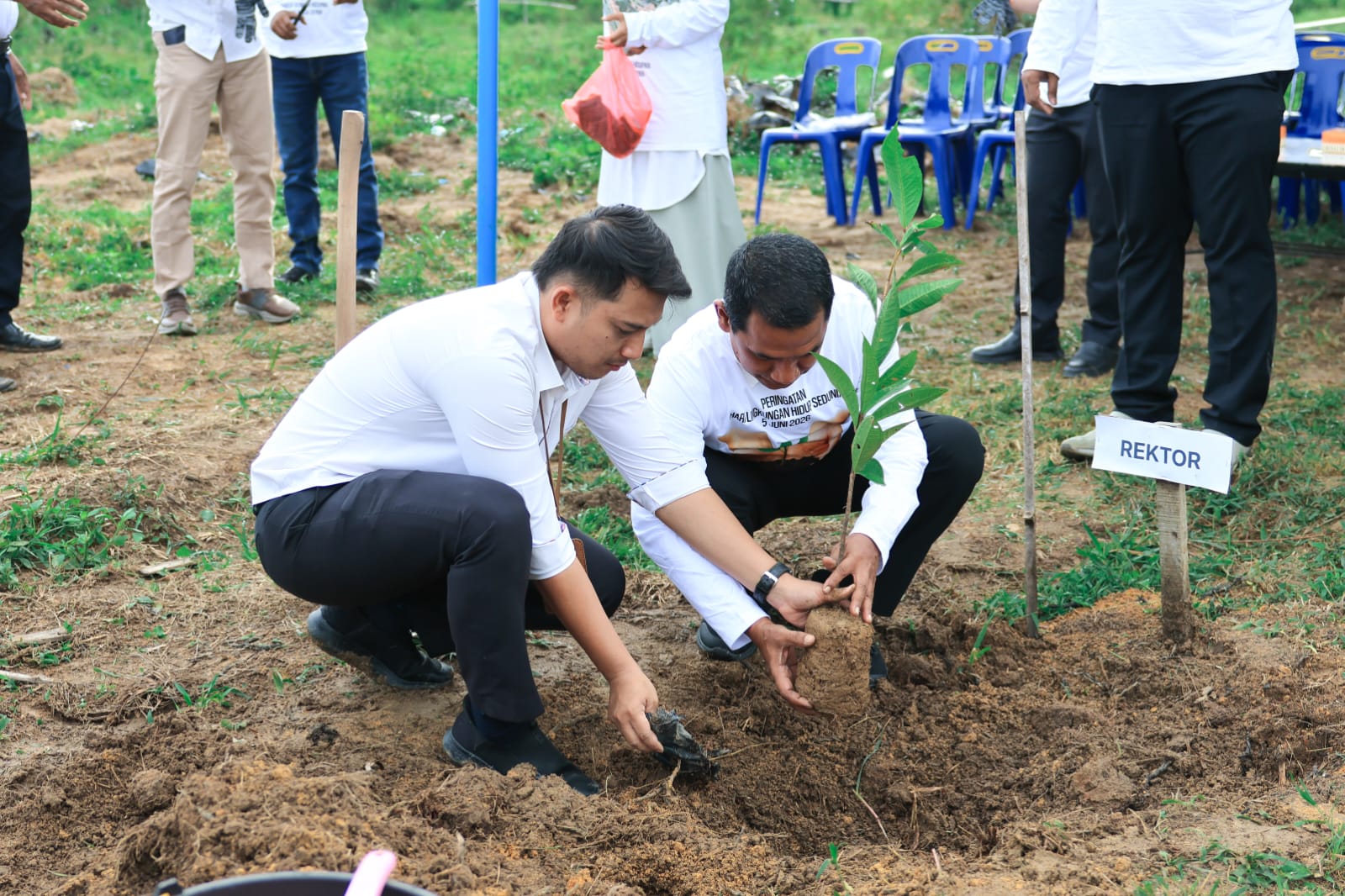Peringati Hari Lingkungan Hidup 2026, Unsam Hijaukan Kampus dengan 500 Pohon