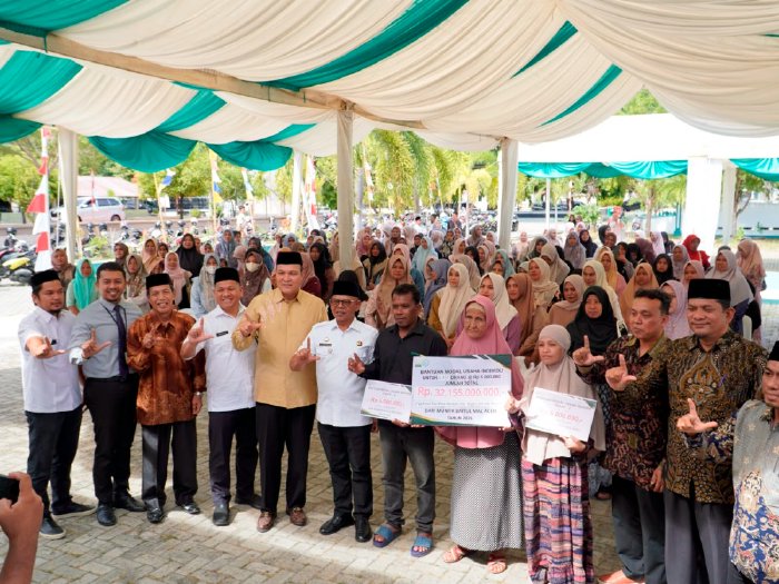 Baitul Mal Aceh Salurkan Bantuan Rp.7.92 Miliar Modal Usaha untuk 1.584 Penerima