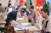 Di Tengah Kesibukan, Warga Manfaatkan PELATARAN untuk Urusan Pertanahan saat Akhir Pekan