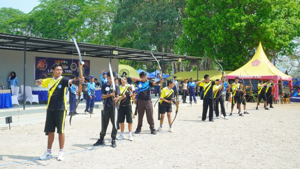 Danlanud EI Tani Gelar Lomba Panahan di Kupang